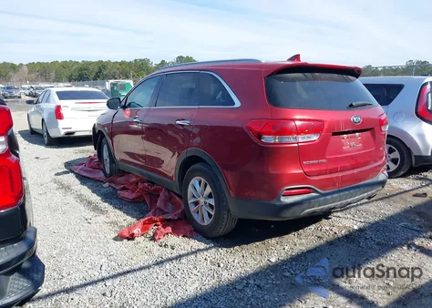 2017 Kia Sorento 2.4L Lx z USA, uszkodzony, nr VIN 5XYPGDA37HG282153